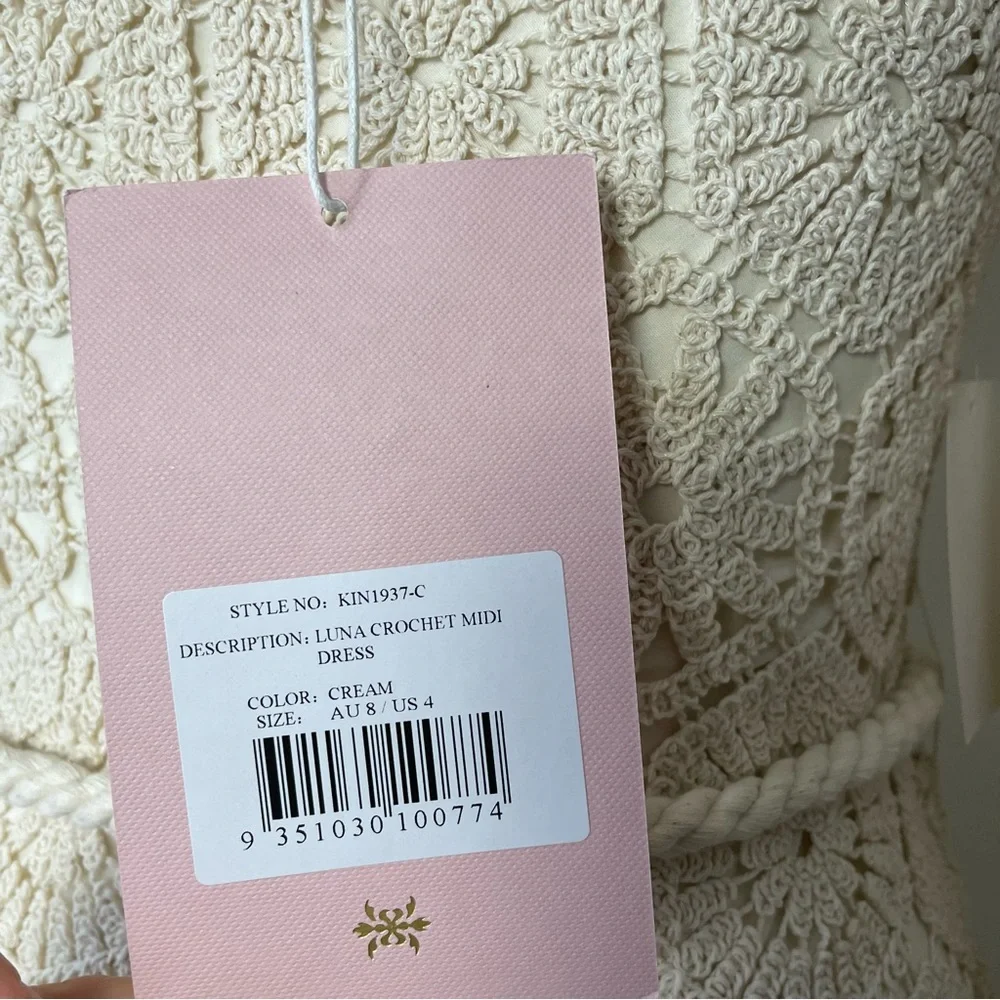 Q13/14 WE ARE KINDRED Luna Crochet Midi Dress - Picture 11 of 16